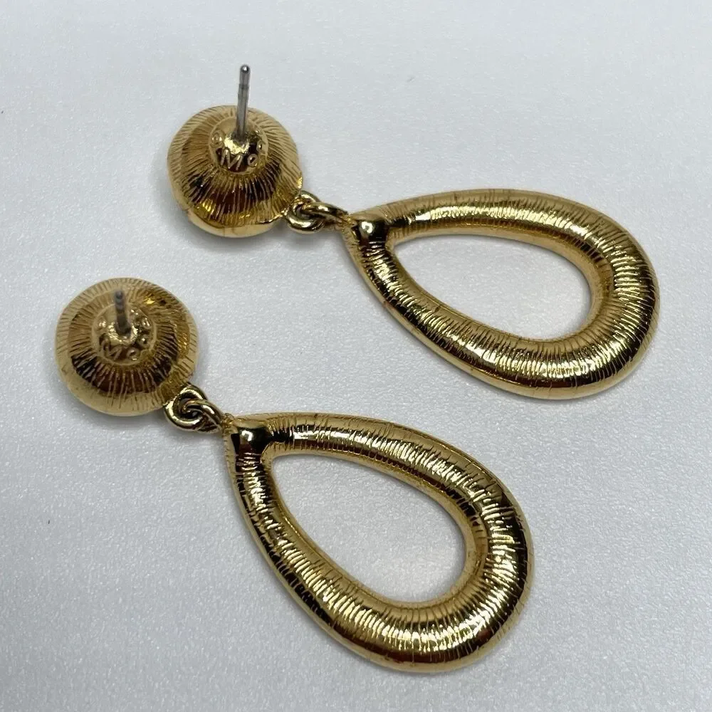 Vintage Monet Gold Tone Teardrop Glass Rhinestone Dangle Earrings Stunning